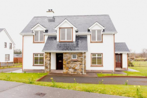 Duncarbury Heights - 4 Bedroom Detached House